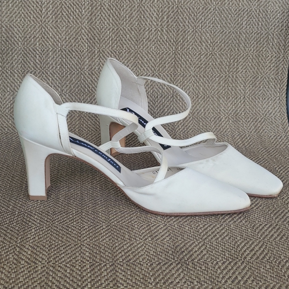 Ivory Satin Heels - Nina Comfort - 6.5M